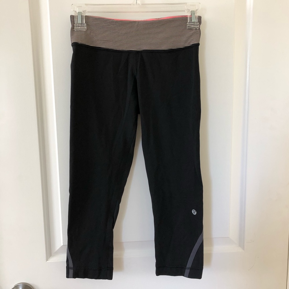 lululemon athletica crop leggings with flat seams